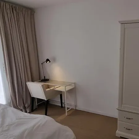 Zeedijk Met Frontaal Zeezicht Nabij Rubensplein En Casino, 20m * كنوك هايست