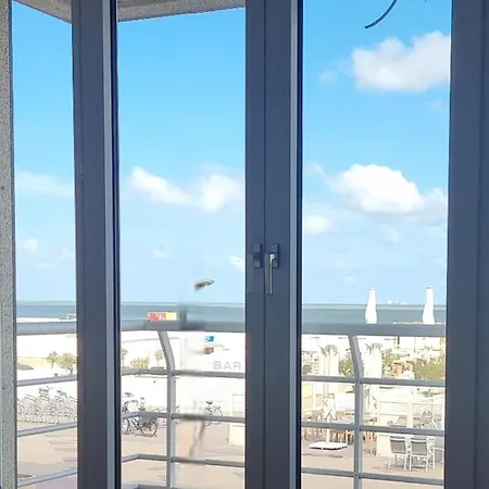 Zeedijk Met Frontaal Zeezicht Nabij Rubensplein En Casino, 20m شقة كنوك هايست